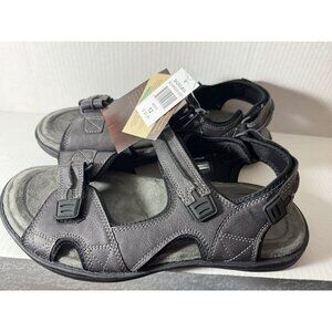 NEW Sandals Brown Oak Men Extra Large 12 Black Adjsutable straps NWT Summer